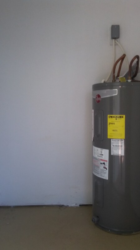 Building Photo - 2577 Eddie Rd