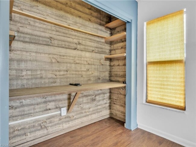 Building Photo - 3859 SE 7th Pl