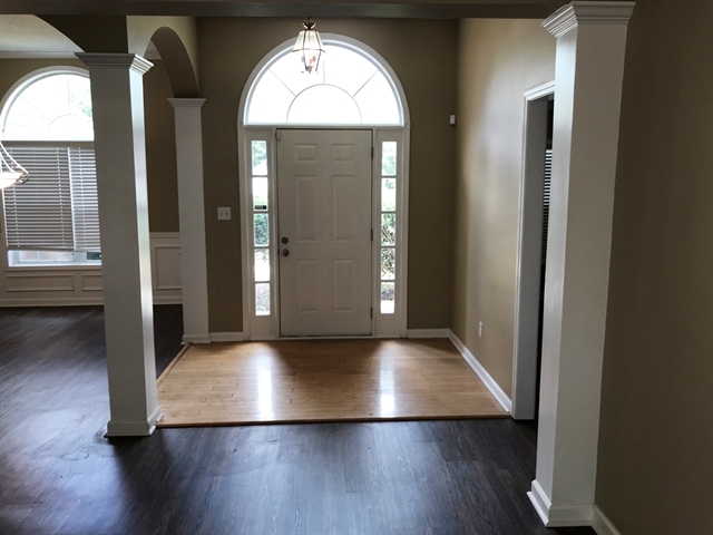 Building Photo - 3041 Andora Drive SW