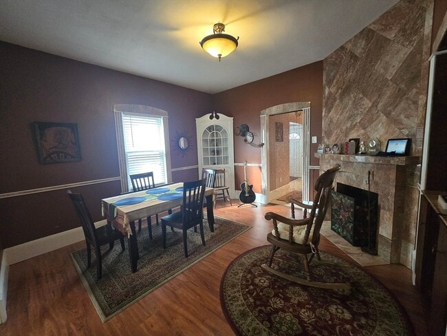 Building Photo - 126 Green St