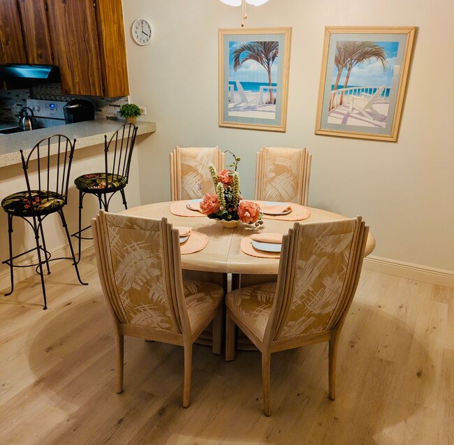 Building Photo - 2/2.5 Stuart Townhome near Intracoastal