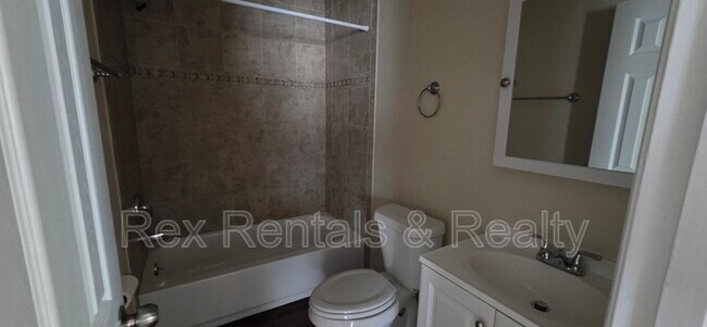 Building Photo - 4722 12th Ave S