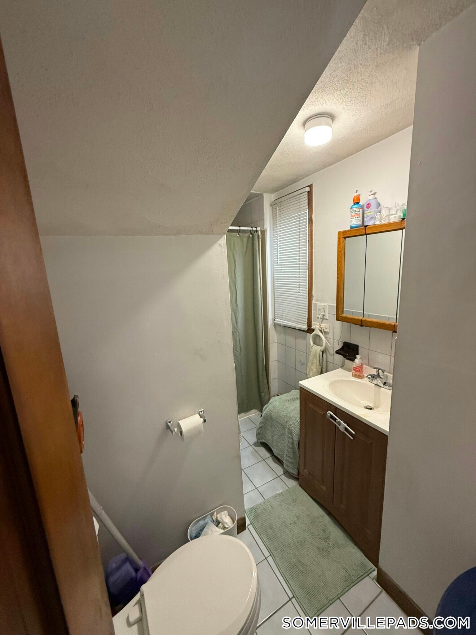 Building Photo - 585 Somerville Ave