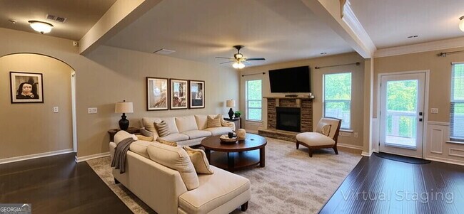 Building Photo - 525 Twelve Oaks Dr