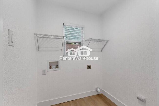 Building Photo - MOVE IN READY  Completely Refreshed Euless...