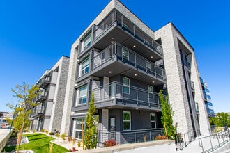 Community - Stone Village Apartments