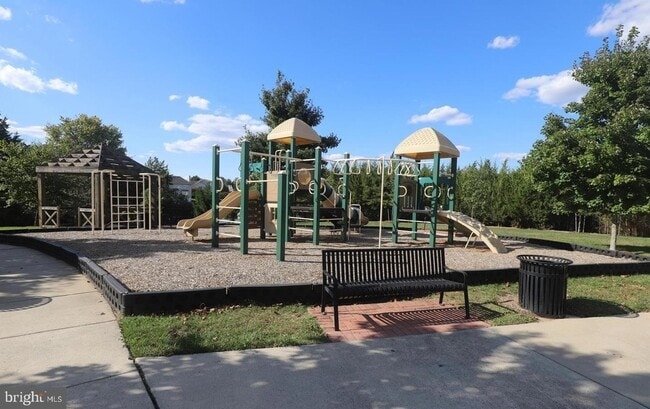Building Photo - 21564 Romans Dr
