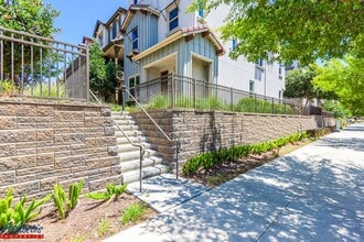 Building Photo - Gorgeous Home | Designer Materials | Desirable Location