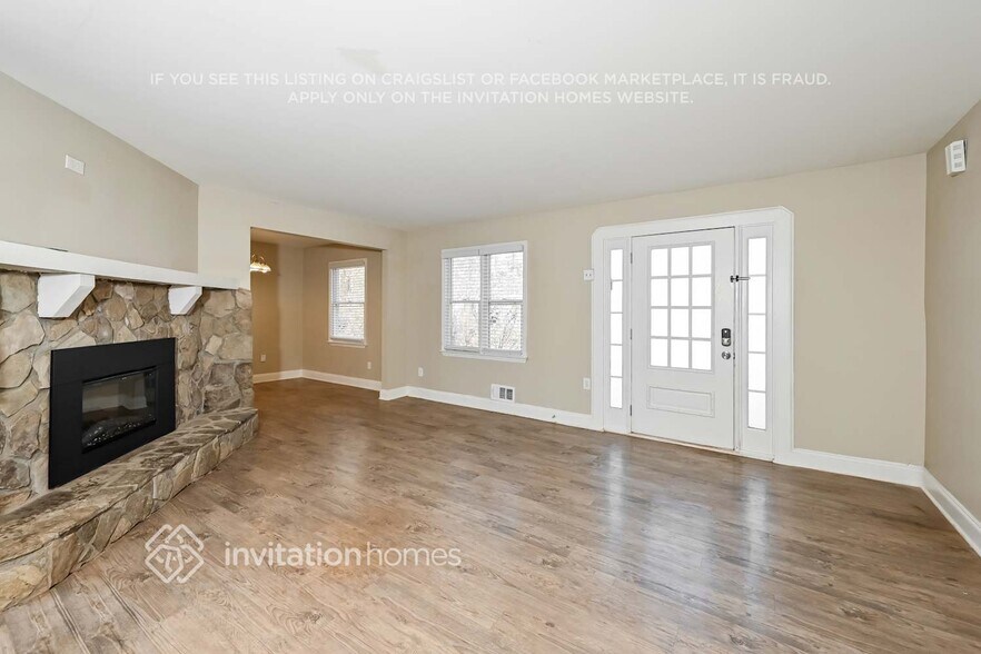 Building Photo - 1820 Suwanee Ridge Ct NW