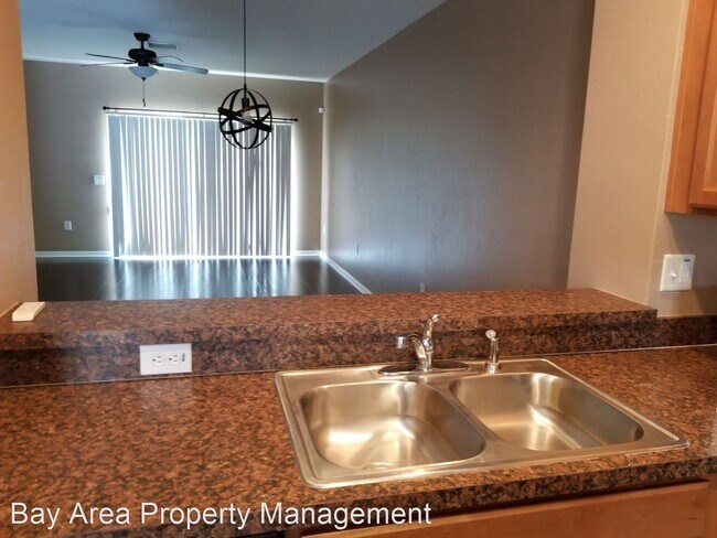 Building Photo - 2 br, 2.5 bath House - 8533 Gablebend Way