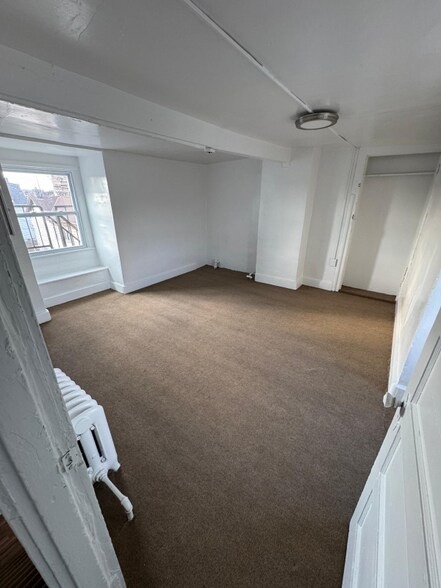 Building Photo - 308 Bessemer Ave