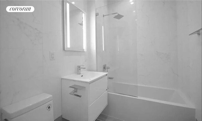 Building Photo - 1321 Union St