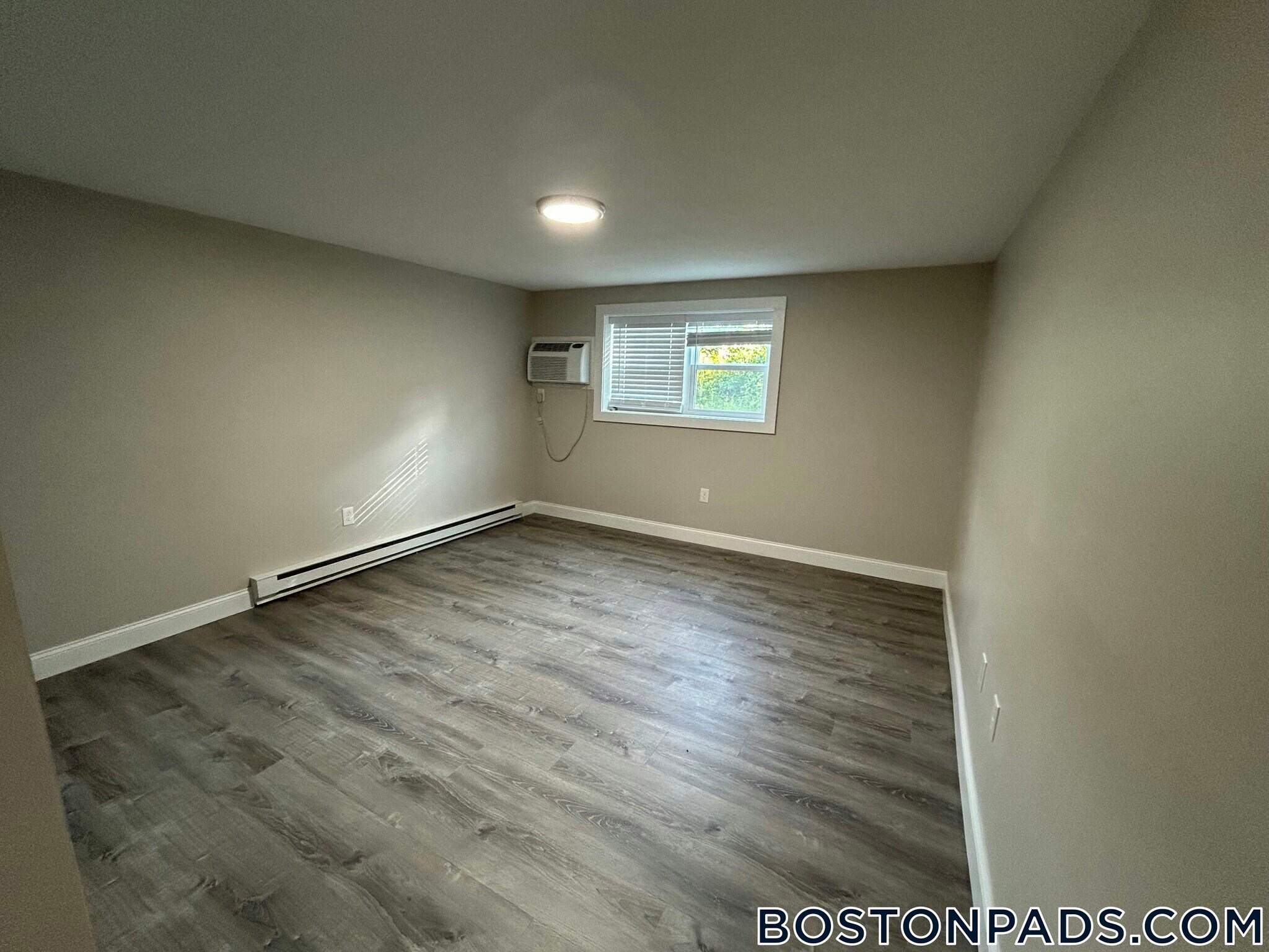 Building Photo - 799 Farm Rd