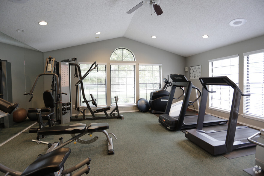 Fitness Center - Three Lakes Apartments