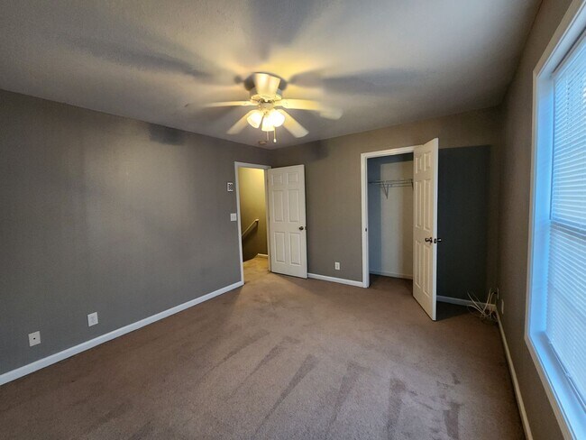 Building Photo - 241 Executive Ave