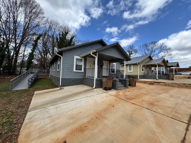 Building Photo - 1/1 Duplex in Shelby, NC