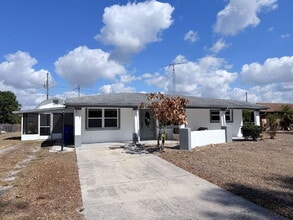 Building Photo - 311 Wren Ave