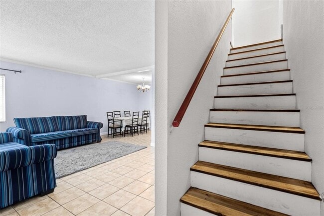 Building Photo - 1813 Bough Ave