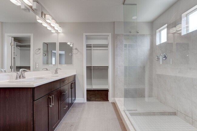 Building Photo - 9020 Nopah Peak Ct