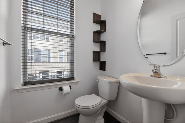 Building Photo - 7419 Wood Mdw Wy