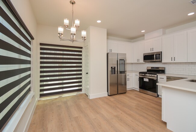 Building Photo - 16559 Oasis Glade Dr