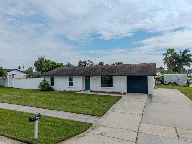 Building Photo - 504 Red Mangrove Ln