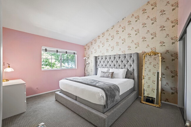 Master bedroom1 - 9960 Scripps Vista Way