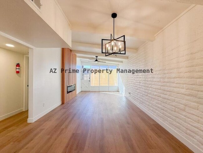 Building Photo - 3056 N 32nd St