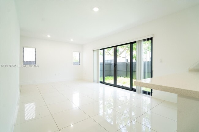 Building Photo - 1159 NW 3rd St