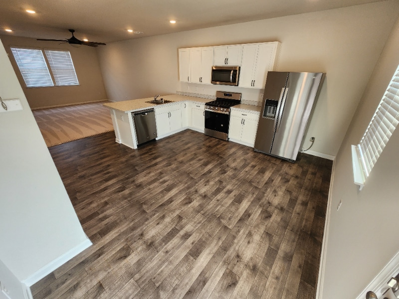 Building Photo - 41 Capricorn