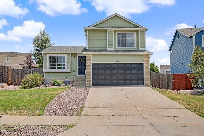 Building Photo - 6991 Prairie Wind Dr