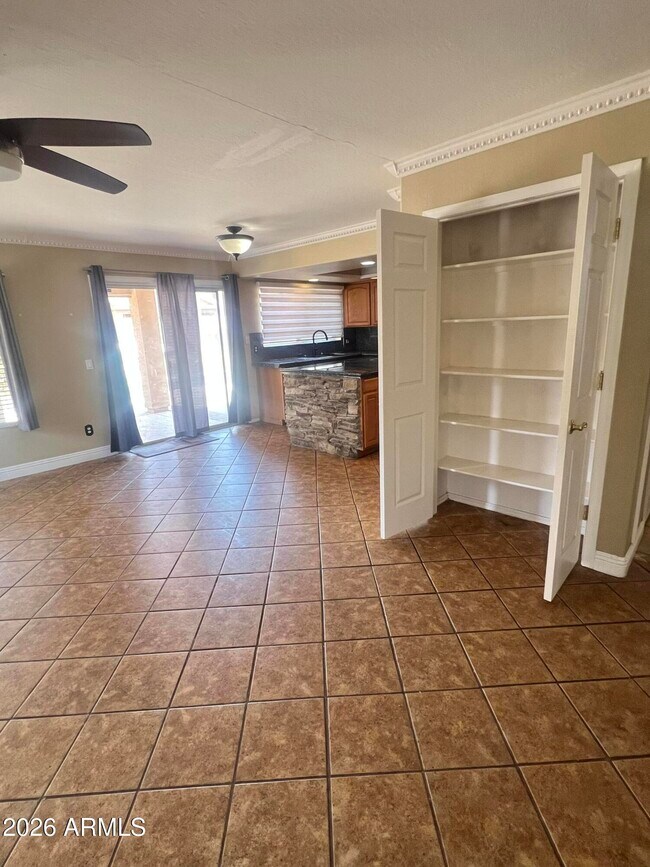 Building Photo - 15854 W Boca Raton Rd
