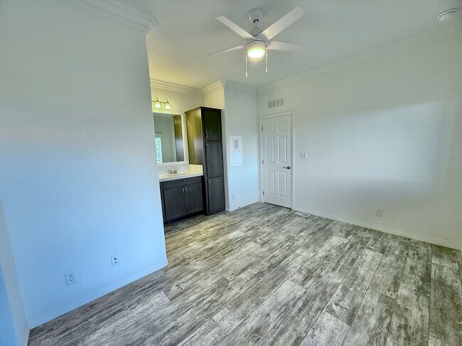 Building Photo - New Construction 2 Bedroom / 2 Bathroom Ho...