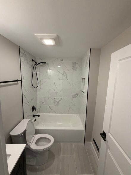 Building Photo - 2544 Williams Ave