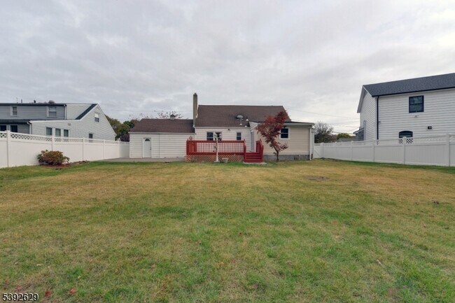 Building Photo - 29 Winifred Dr