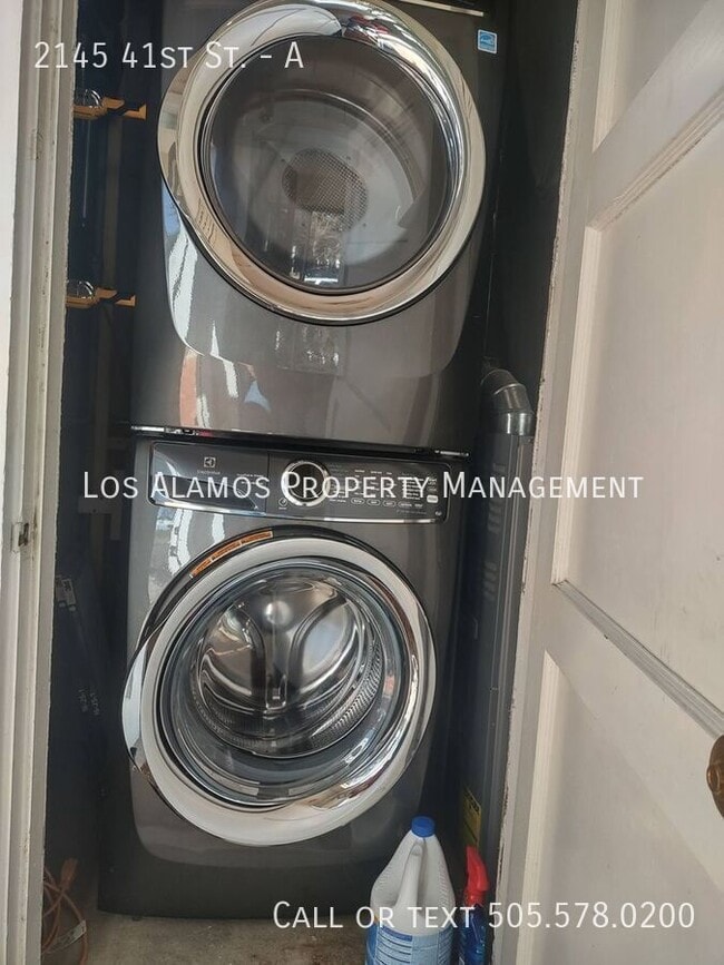 Building Photo - 2145 41st St