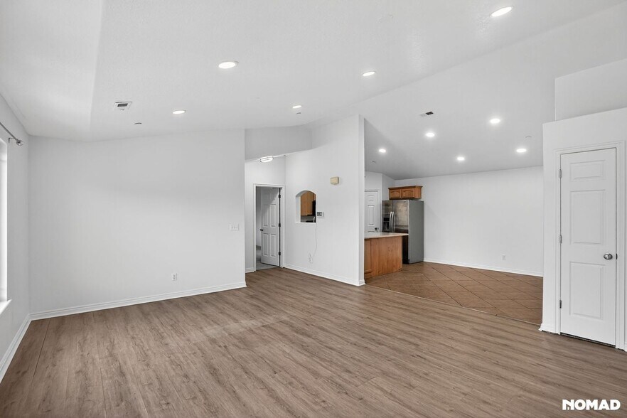 Building Photo - 946 W 630 S
