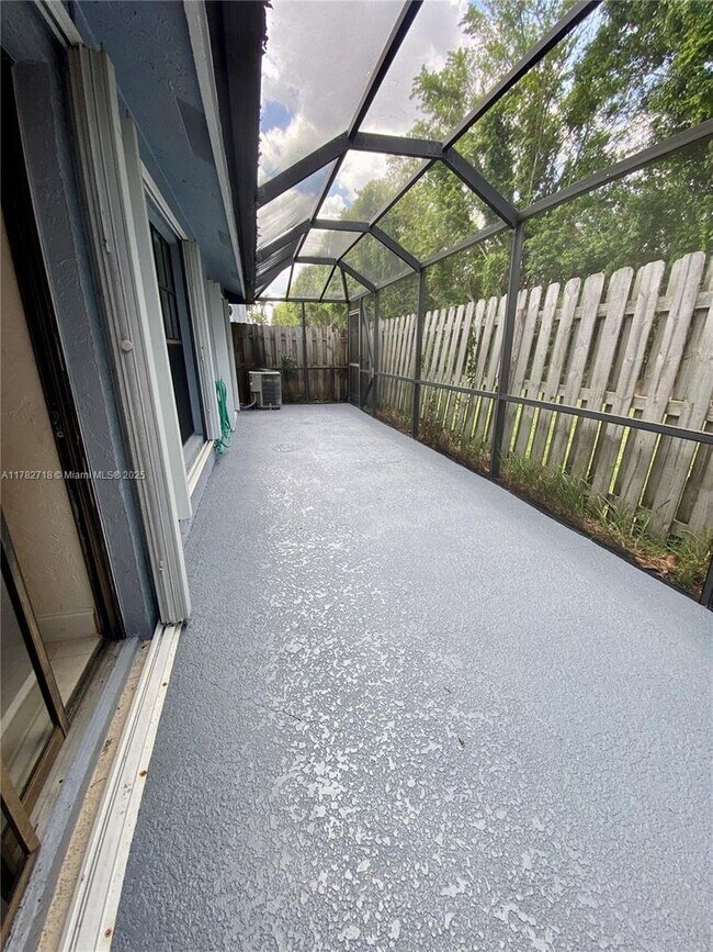 Building Photo - 9870 Watermill Cir