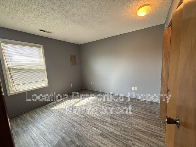 Building Photo - 3822 Westland Pl