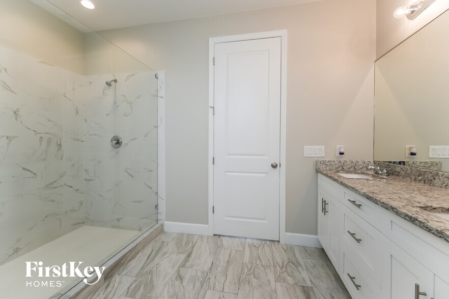 Building Photo - 1511 Terry Ave S