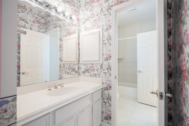 Building Photo - 26910 Willow Ln