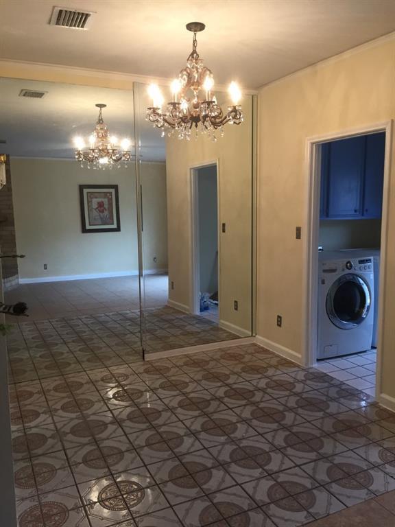 Building Photo - 10728 Briar Forest Dr