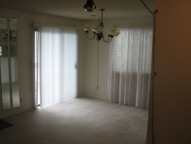 Building Photo - Spinnaker Run Condo 2 Bedroom, 2 Bathroom (12CO#204)