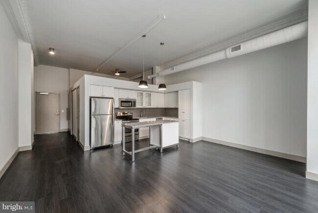 Building Photo - 1125 Sansom St
