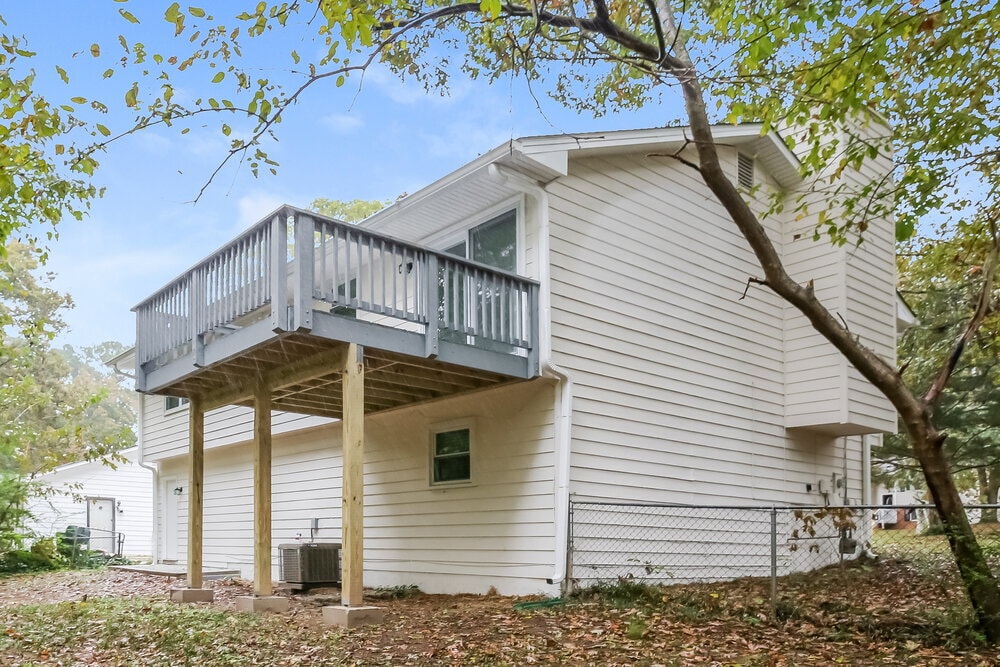 Building Photo - 81 Floyd St