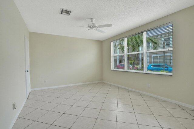 Building Photo - 10581 NW 57th Ct
