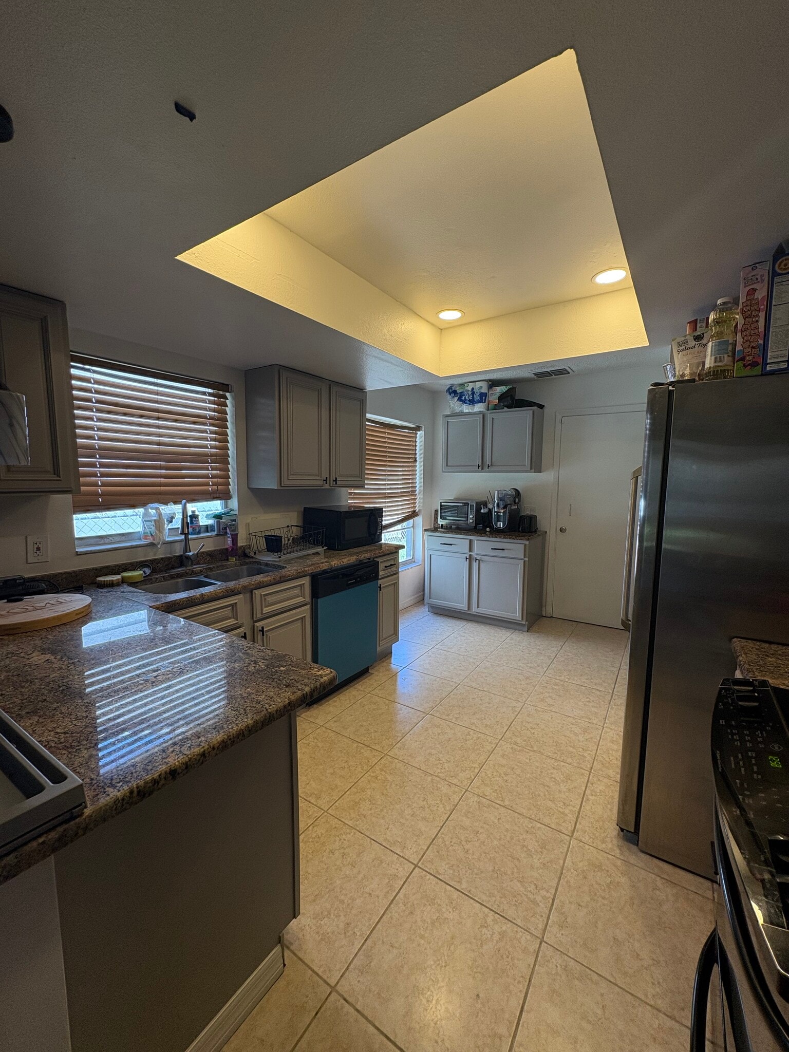 Building Photo - 8611 Misty River Ct