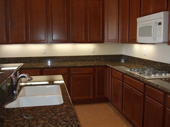 Building Photo - 10125 Cavalry Cir