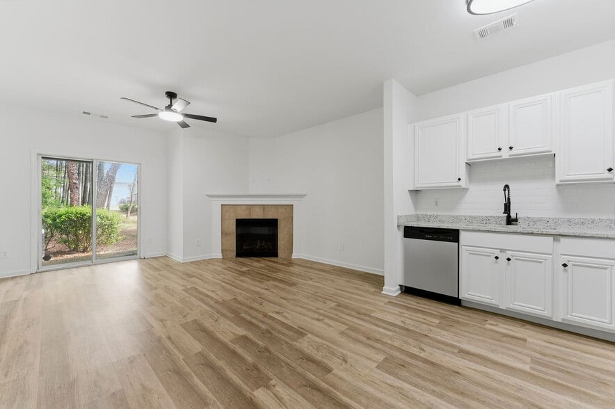 Building Photo - 585 McWilliams Rd SE