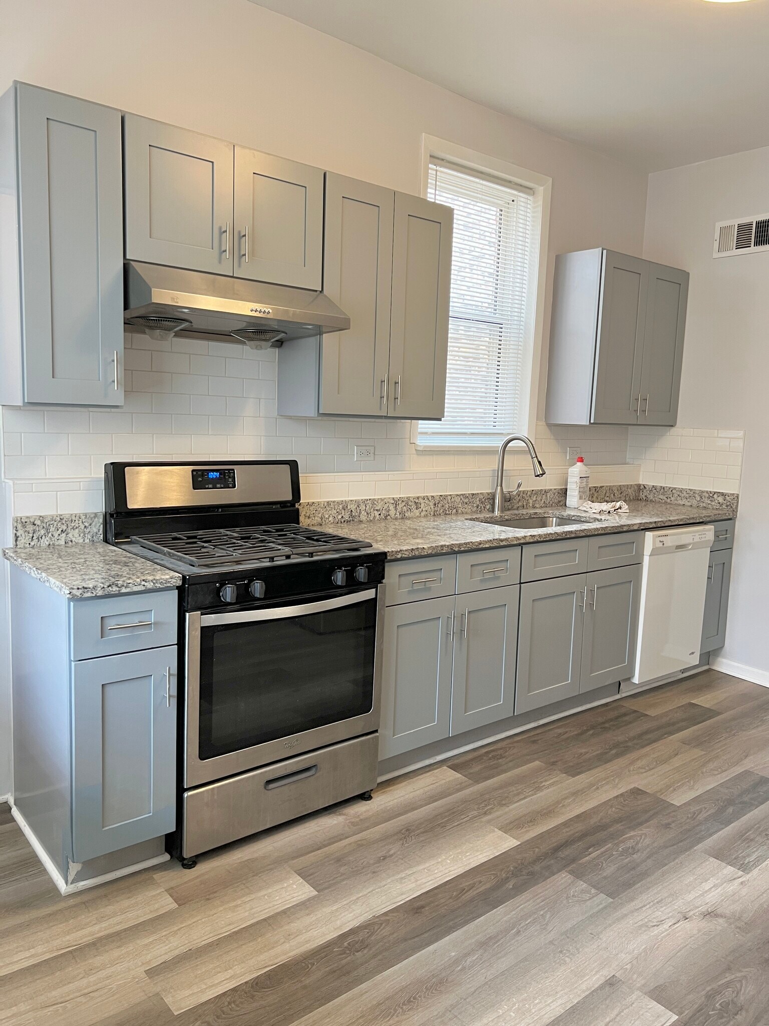Kitchen - 2120 S Halsted St